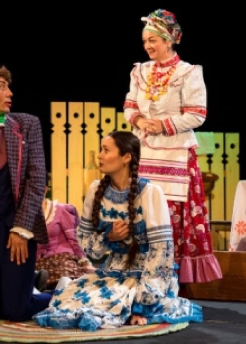 ЗА ДВУМЯ ЗАЙЦАМИ